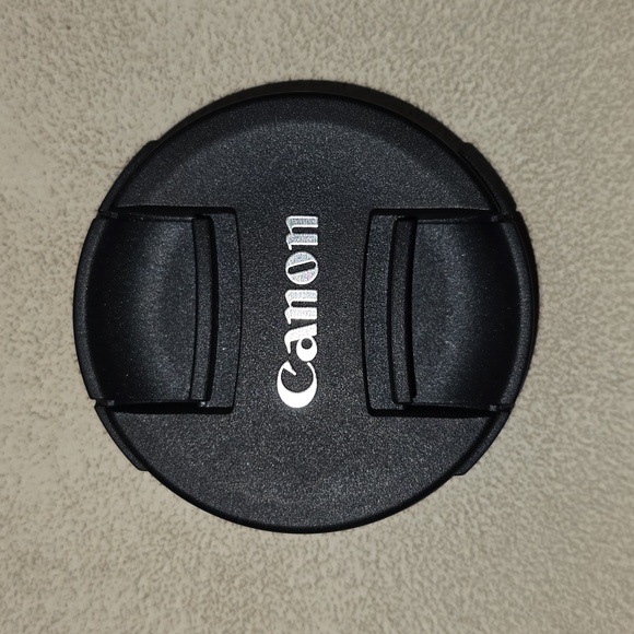 EUC Canon E49 lens cap - Picture 2 of 4